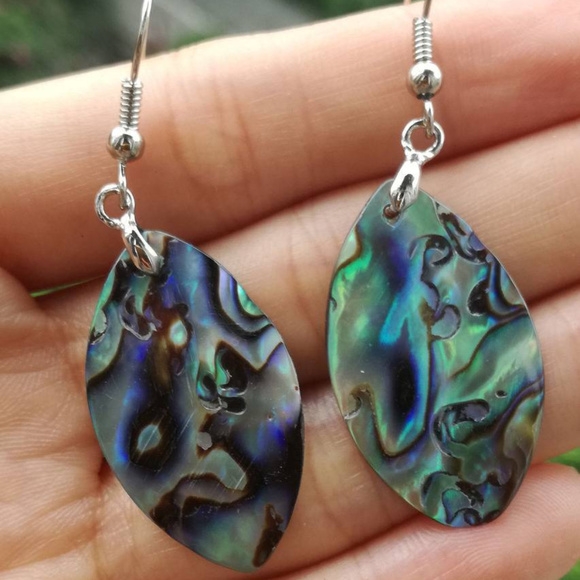 Jewelry - Natural Abalone shell Beads Earrings Pair